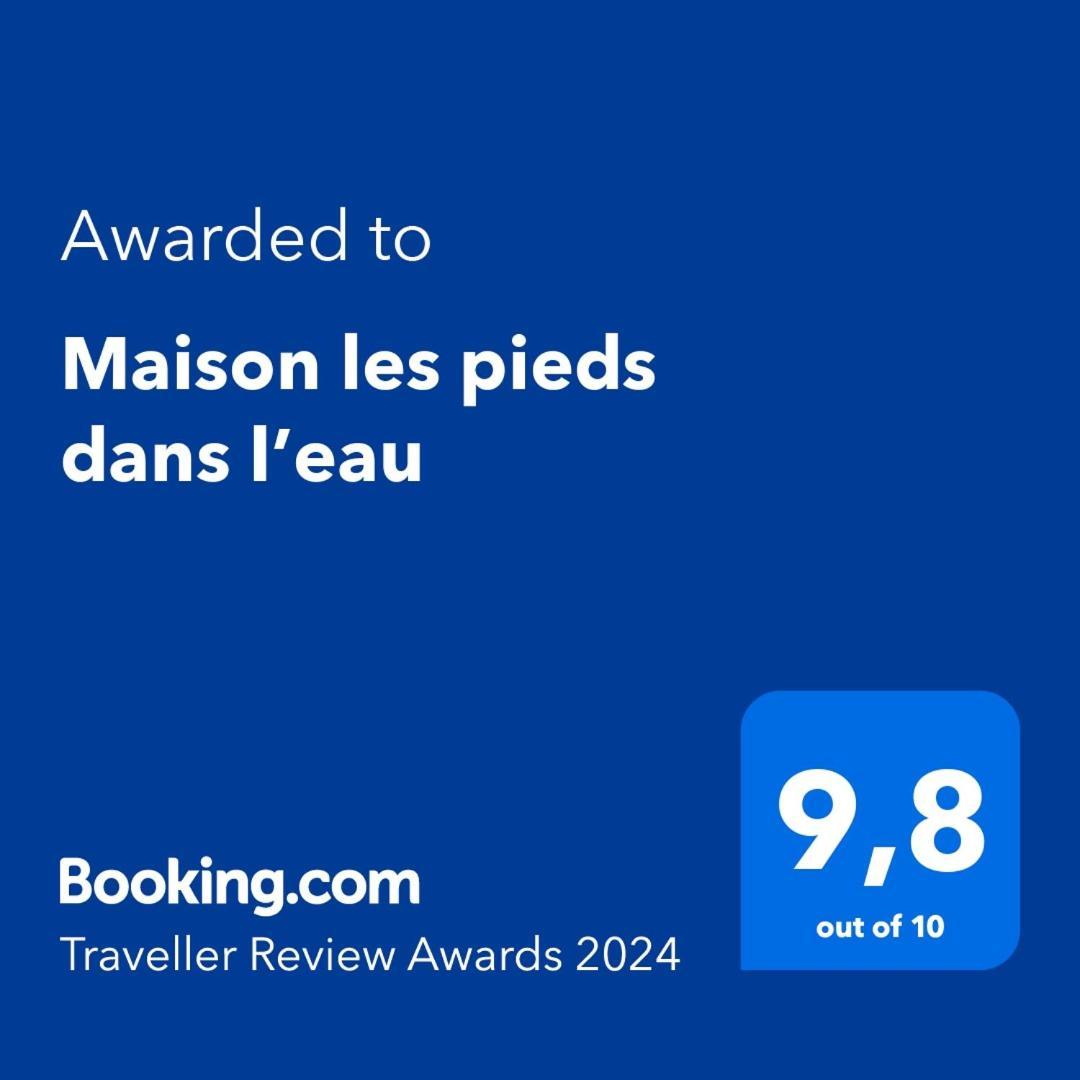 Maison Les Pieds Dans L'eau Holiday home